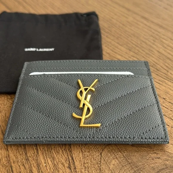 ❌SOLD❌NEW Saint Laurent Cassandre Matelasse Leather Card Holder - Storm - Picture 2 of 5